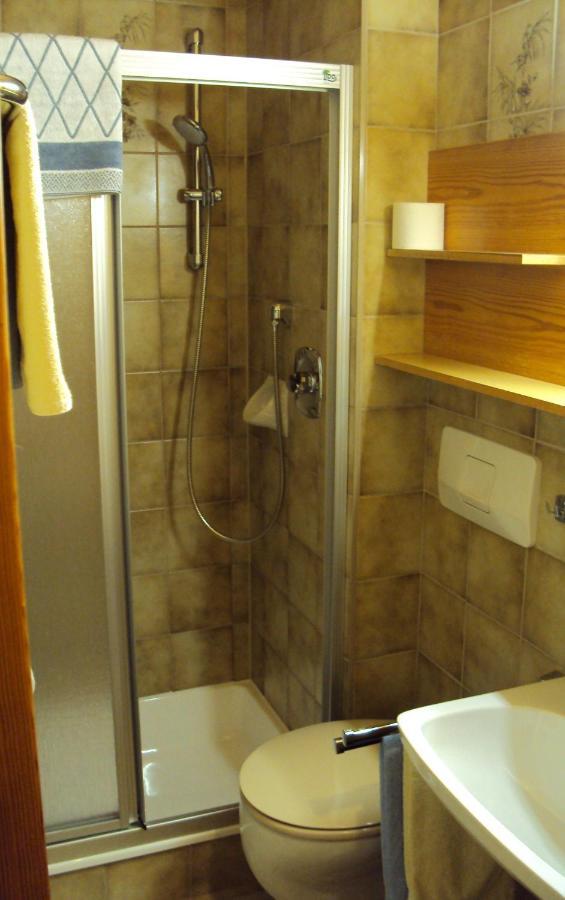 Haus Alpenfriede Hotel Weissensee Ngoại thất bức ảnh