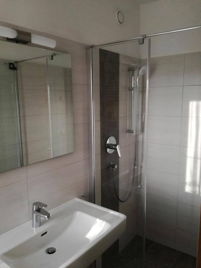 Haus Alpenfriede Hotel Weissensee Ngoại thất bức ảnh
